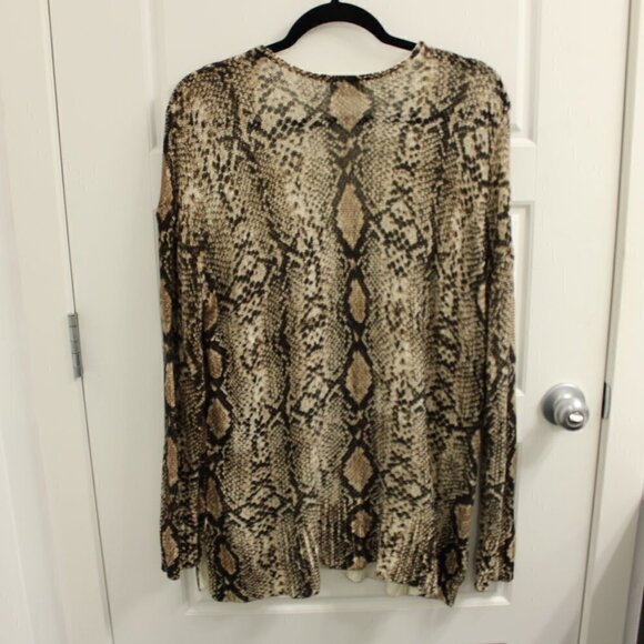 Show Me Your Mumu Womens Sz XS Hug Me Sweater Python Knit Animal Print Snake. - Picture 4 of 4